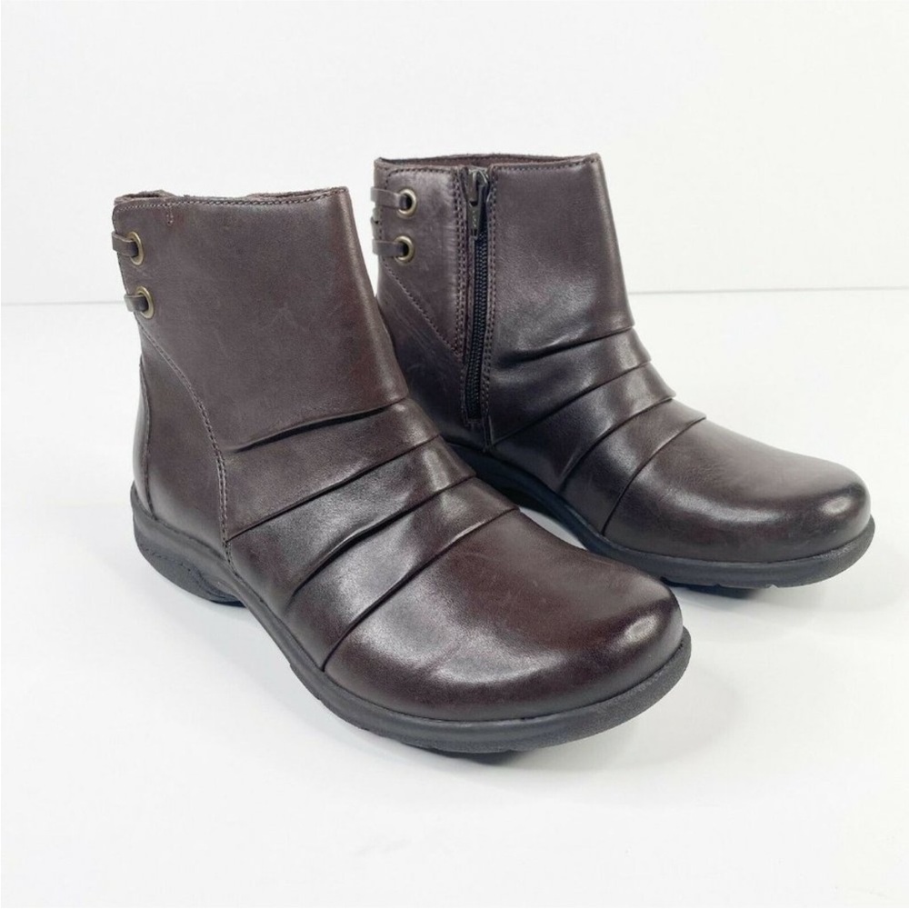 Clarks Collection Christine Tilt Ankle Boot Bootie US 5.5 M Brown Leather